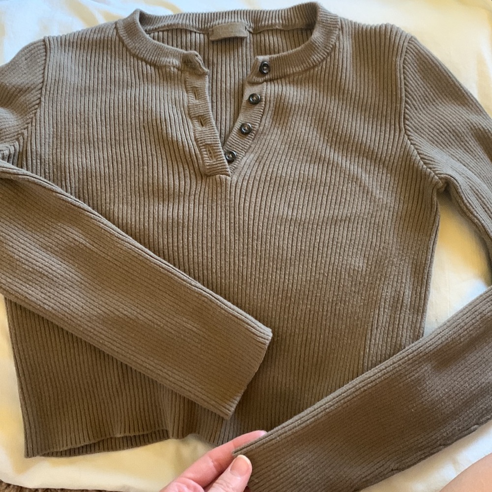John Gault aka Brandy Melville Cropped Henley Sweater